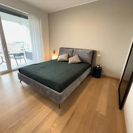 Luxury With Panoramic Terrace And Skyline View Milão